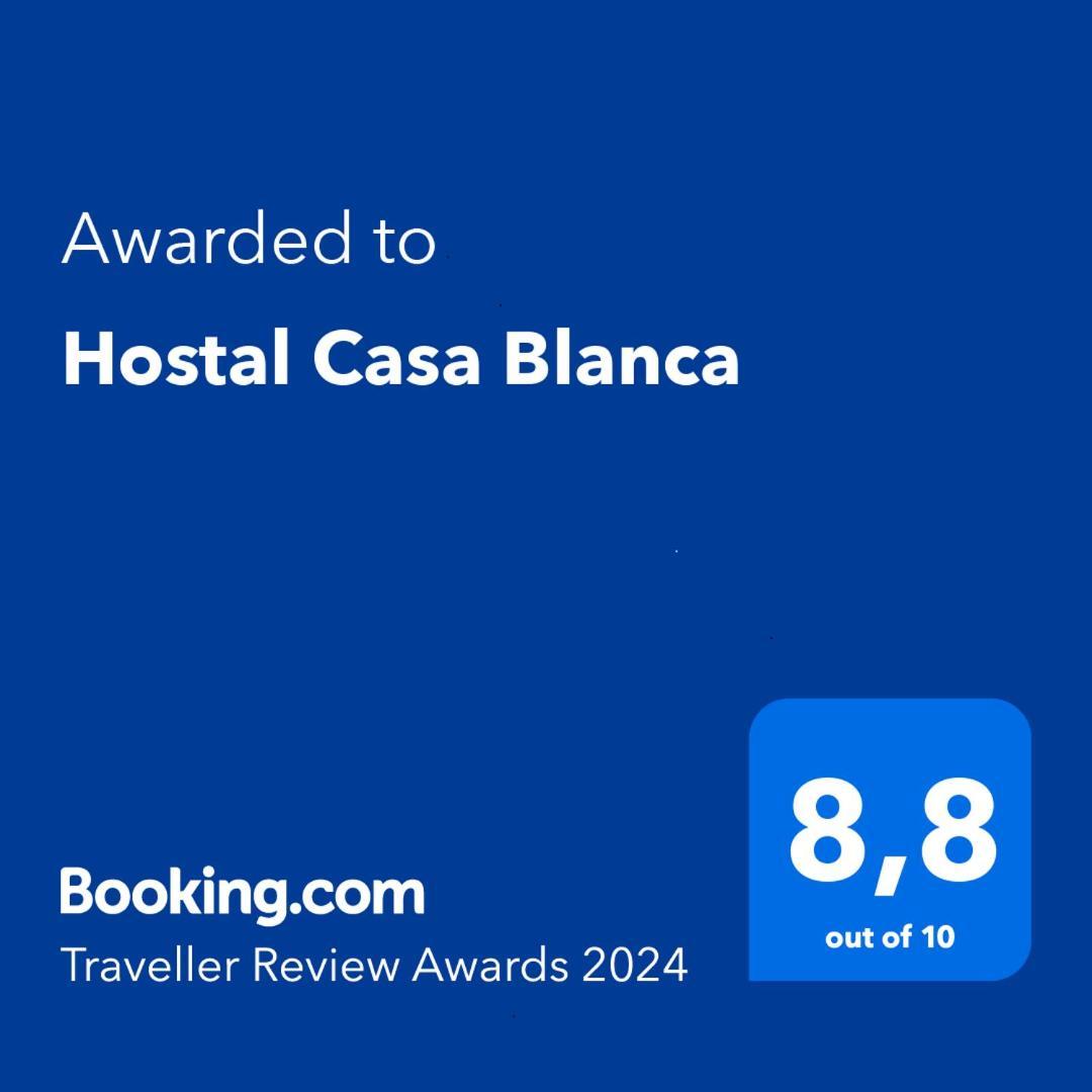Hostal Casa Blanca Tarapoto Buitenkant foto
