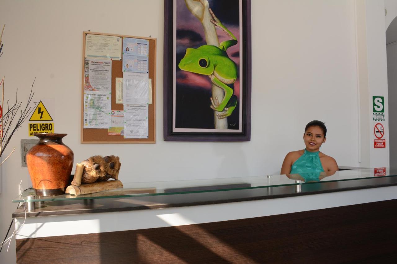 Hostal Casa Blanca Tarapoto Buitenkant foto
